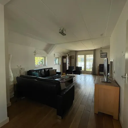 Luxe Aan Het Holiday home Heel